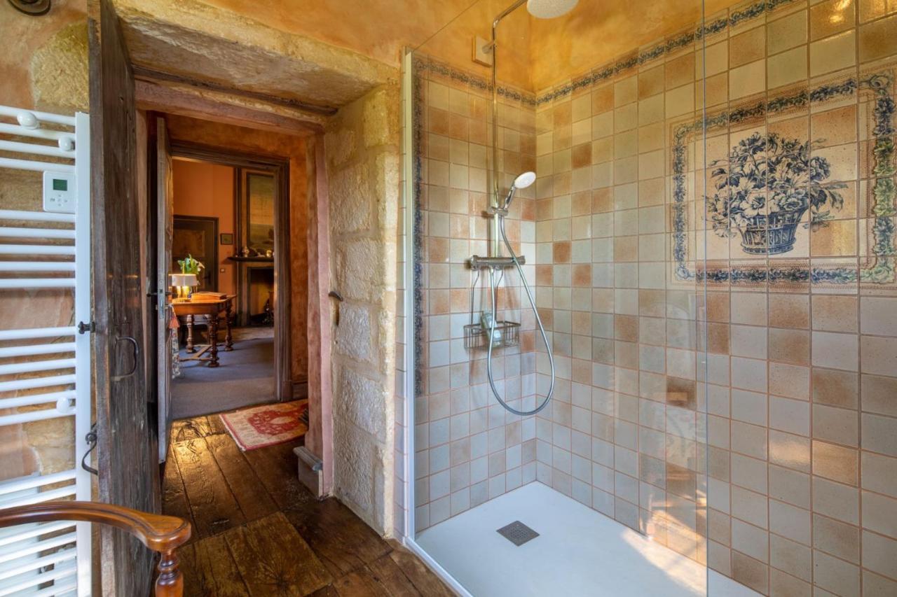 Logement D'Exception Dans Le Chateau De Lacypierre Saint-Crépin-et-Carlucet Extérieur photo