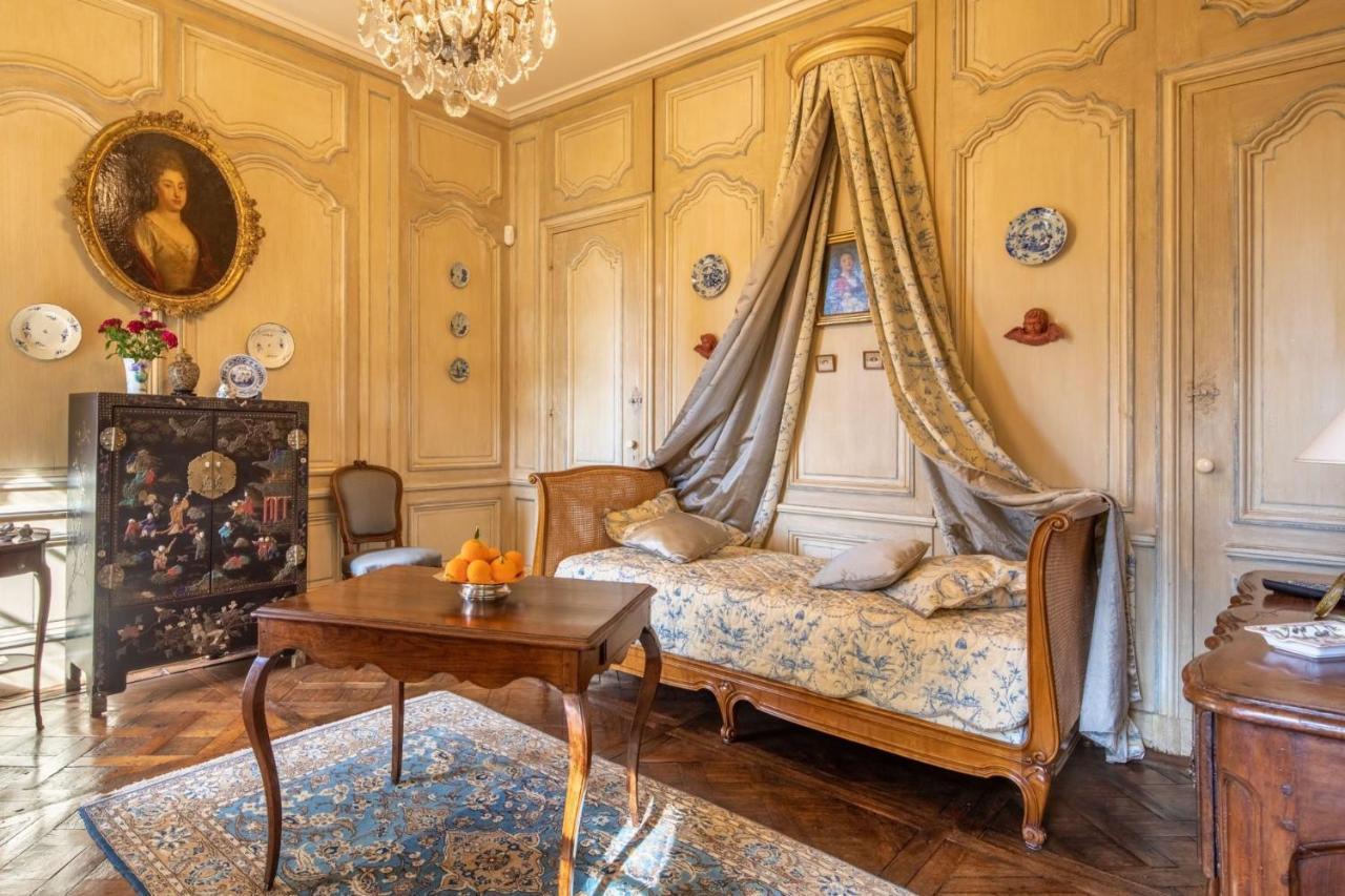 Logement D'Exception Dans Le Chateau De Lacypierre Saint-Crépin-et-Carlucet Extérieur photo